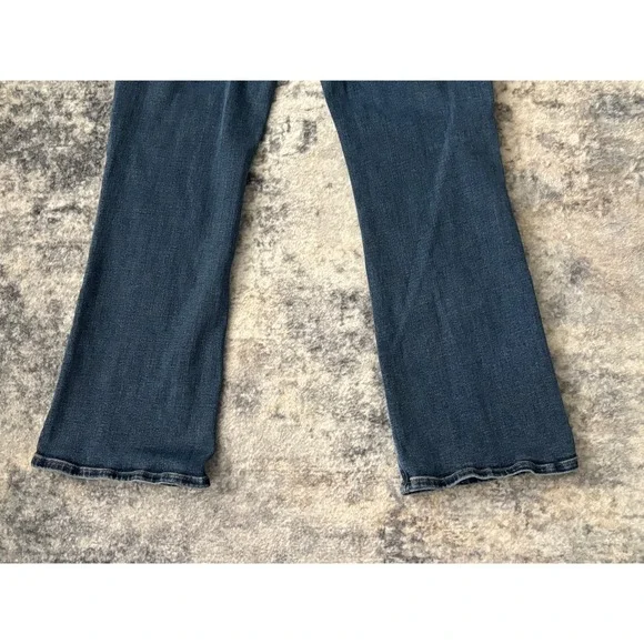 Madewell Mid Rise Kick Out Jeans Women's 31 Blue Denim Medium Wash Flare (33x28) - Picture 7 of 13